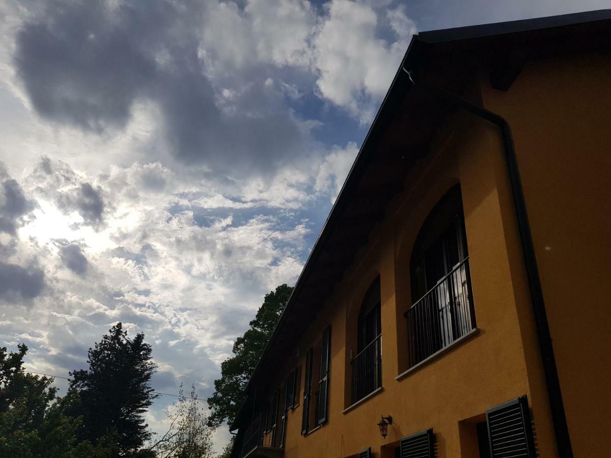 Cascina Ghitin Relais Guest House Asti Luaran gambar