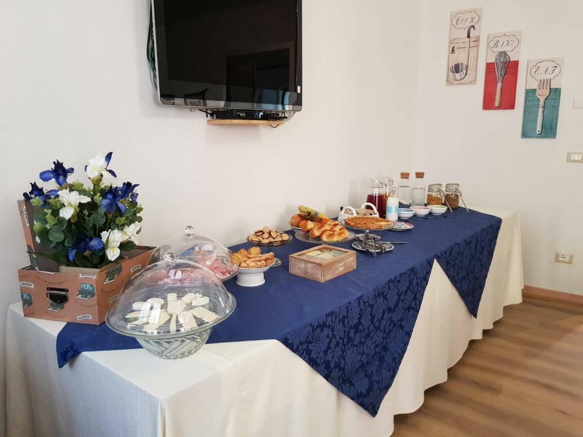 Cascina Ghitin Relais Guest House Asti Luaran gambar